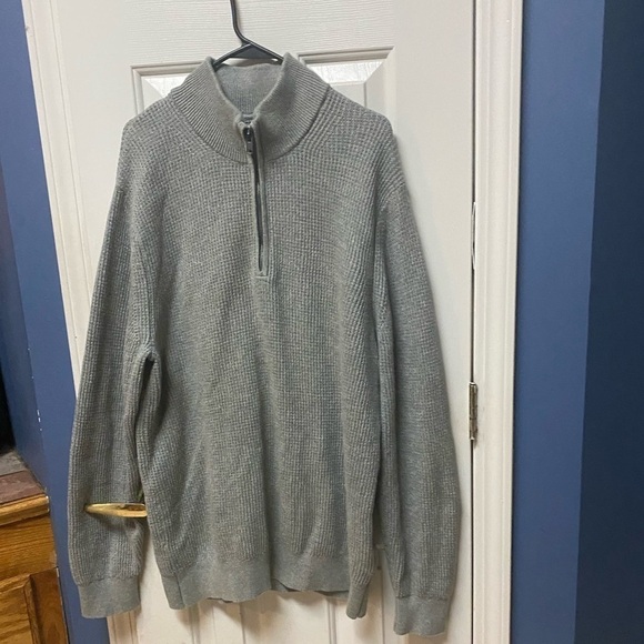 GAP Waffle Men’s Stitch Quarter Zip Mockneck Gray Sweater - XL. - Picture 3 of 8